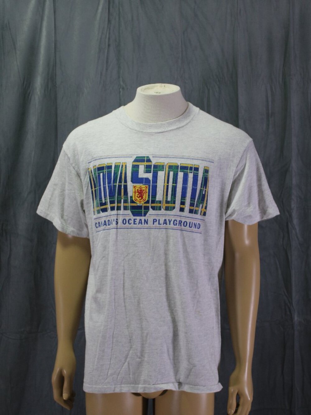 Vintage Graphic T-shirt - Nova Scotia Canada's Ocean Playground - Men's Large